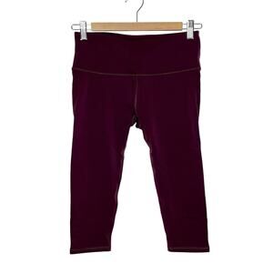 Lululemon Reveal Crop Capri Leggings Dark Adobe Plum Womens Size 8 Mid Rise